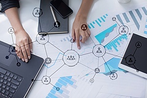a diagram showing the systems development process
