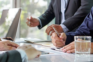people setting up a crm tool for sales force